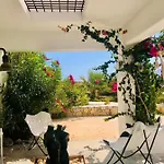 Theia - Selene , De Charme Pour 4 A 6 Personnes Pres De La Et Du Village De Koufonissi Koufonisia