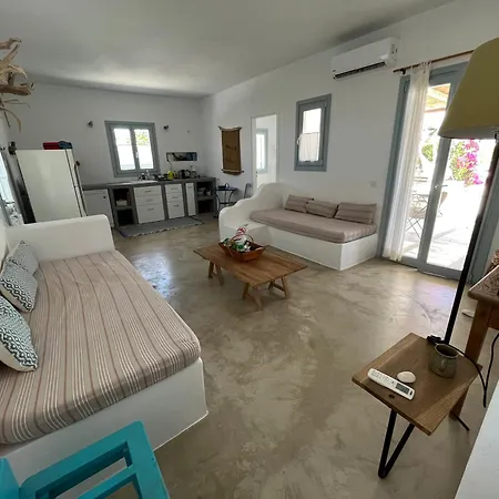 Theia - Selene , De Charme Pour 4 A 6 Personnes Pres De La Et Du Village De Koufonissi * Koufonisia