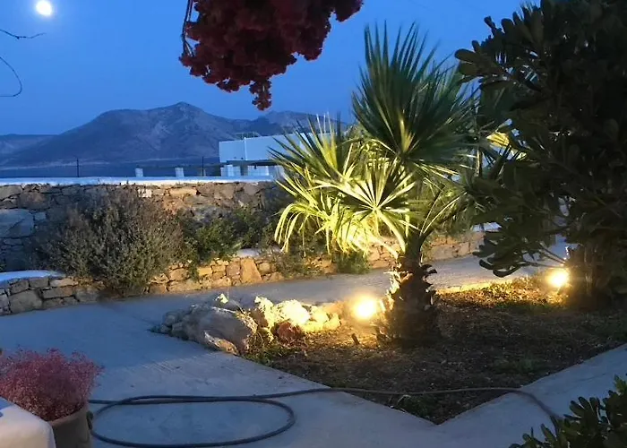 Theia - Selene , De Charme Pour 4 A 6 Personnes Pres De La Et Du Village De Koufonissi Apartment
