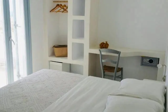 Theia - Selene , De Charme Pour 4 A 6 Personnes Pres De La Et Du Village De Koufonissi * Koufonisia