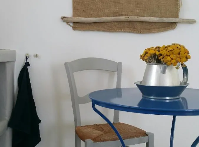 Theia - Selene , De Charme Pour 4 A 6 Personnes Pres De La Et Du Village De Koufonissi Apartment